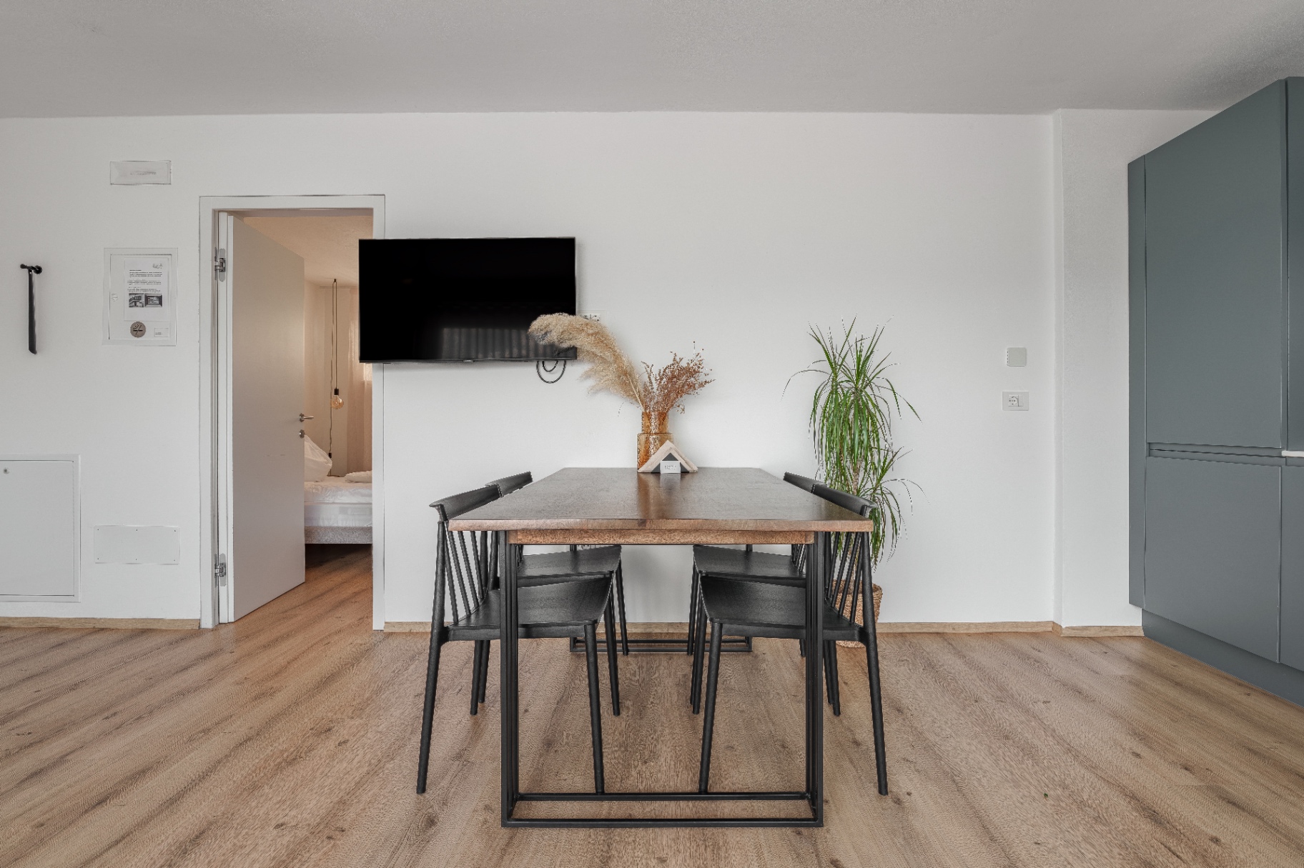 Suite Christine – Terrasse mit Bergblick | Ferienwohnung mit Whirlpool in Südtirol (7)