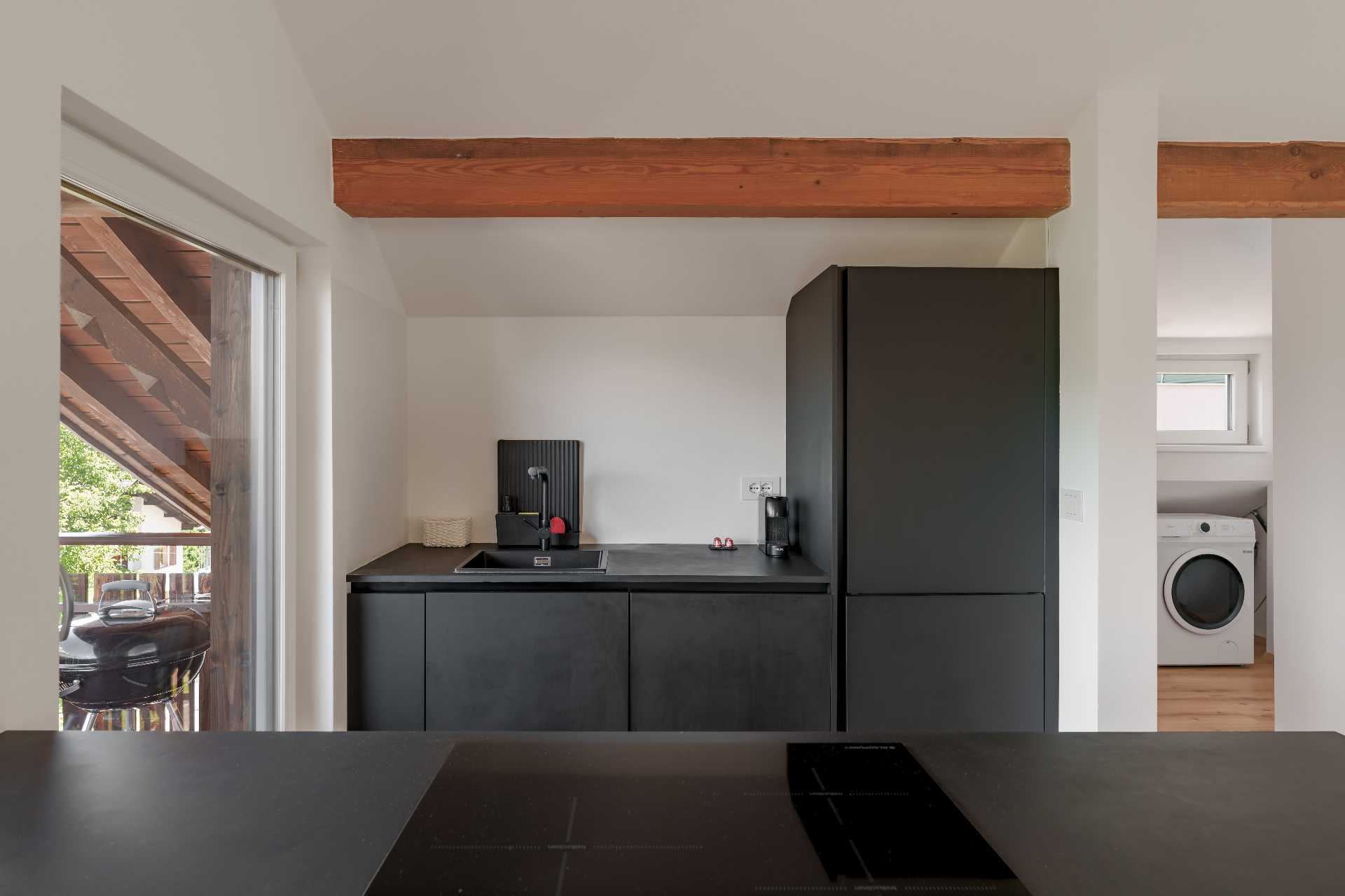 Suite Karo – Balkon mit Bergblick | Ferienwohnung mit Whirlpool in Südtirol (5)